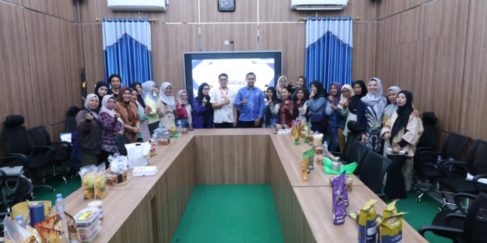 Pemkab-Tanah-Bumbu-Dorong-UMKM-Masuk-Ritel-Modern.jpg-1024x650